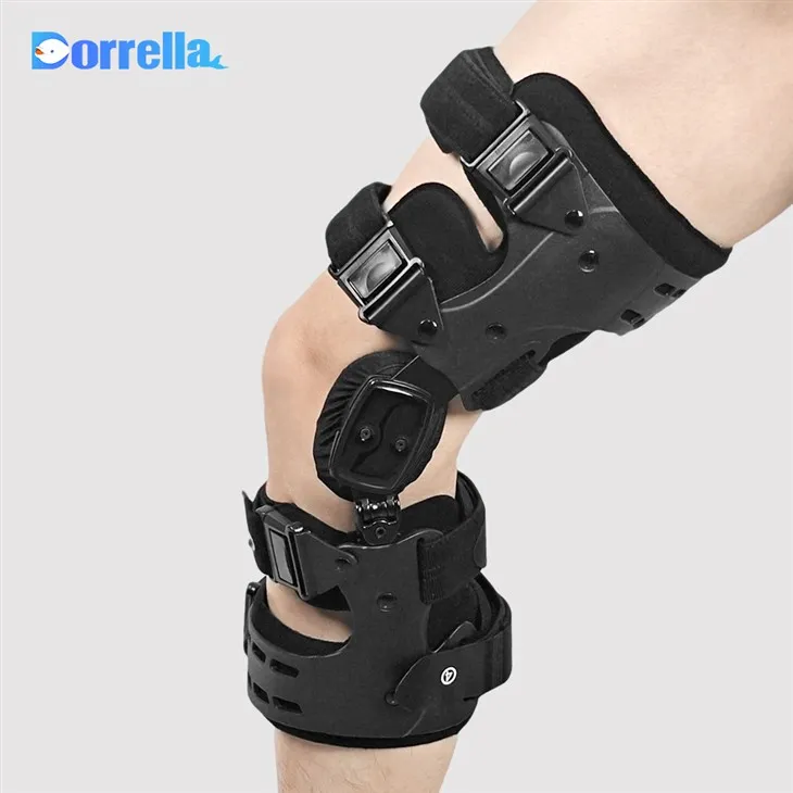 Tutore per la gamba dopo l'intervento chirurgico al ginocchio