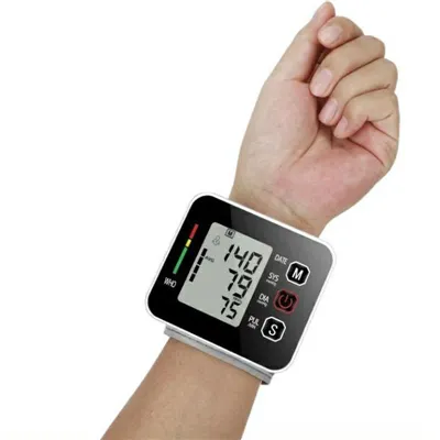 Misuratore di pressione sanguigna da polso