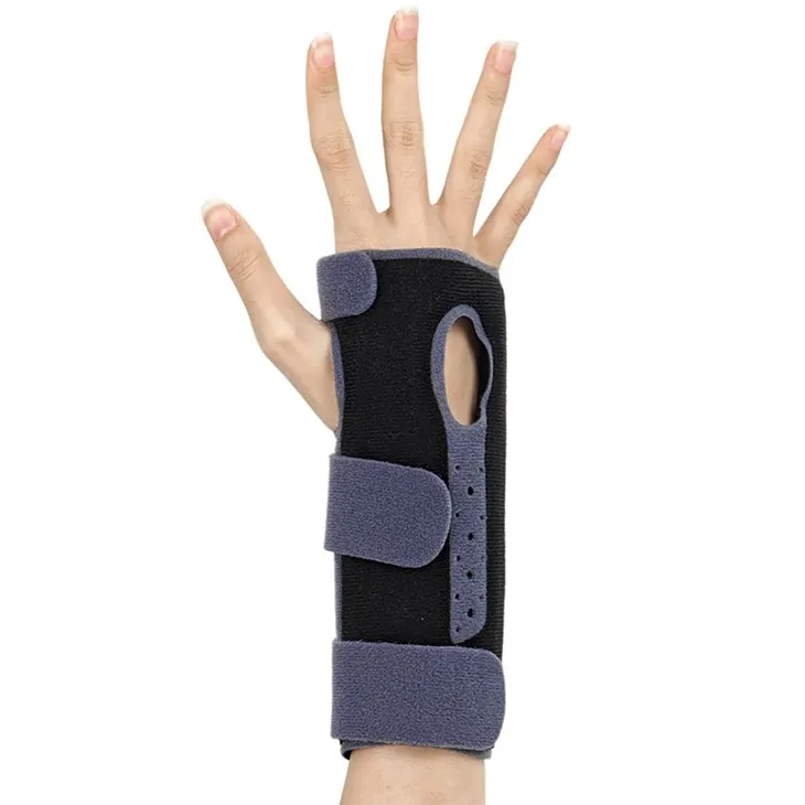 Tutore per la mano con supporto per il polso